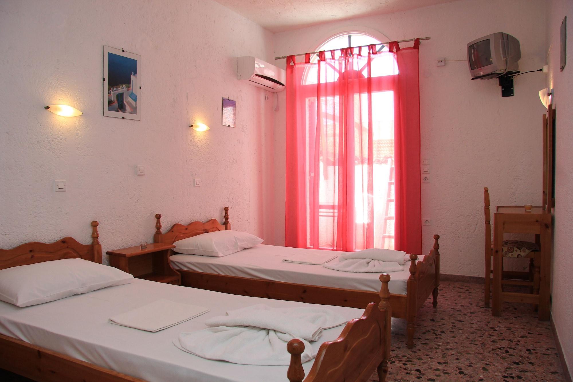 Santa Irini Hotel Периса Екстериор снимка