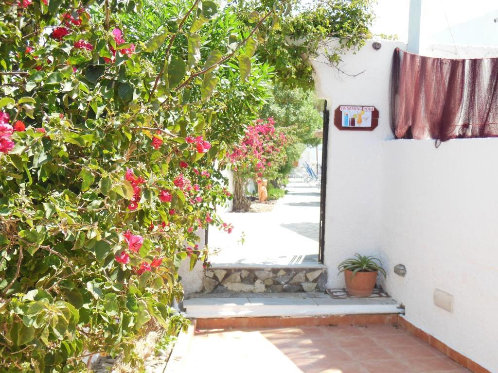 Santa Irini Hotel Периса Екстериор снимка